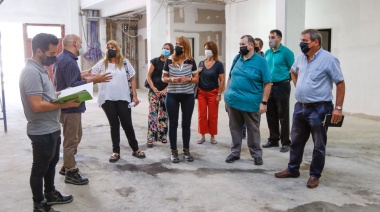 Magdalena Sierra visitó las obras del nuevo edificio para la Escuela Técnica N°6 de Wilde