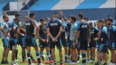 La duda de Racing para visitar a River por la Copa Liga Profesional