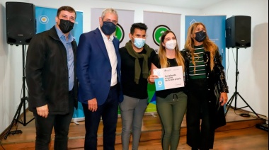 Ferraresi entregó créditos para la construcción en Avellaneda