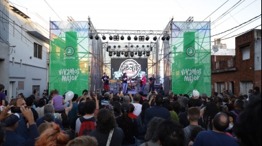 Arbolito dejó su marca en el cierre del Festival Orgullo Domínico