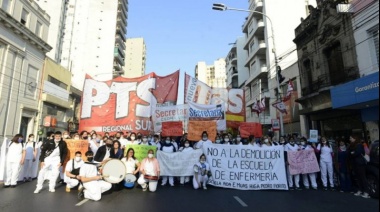 Estudiantes y docentes de enfermería siguen protestando en defensa de la educación y la salud pública
