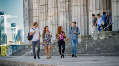 La Ciudad de Buenos Aires lanzó 100 becas de intercambio para estudiantes universitarios de todo el país