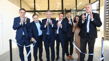 Alberto Fernández inauguró el nuevo edificio de la UNAJ