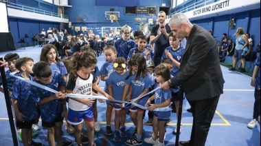 Ferraresi inauguró obras en los clubes "Jorge Newbery" y "Estrella del Sud"