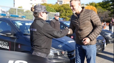 Kravetz entregó más patrulleros a la fuerza de Seguridad Local