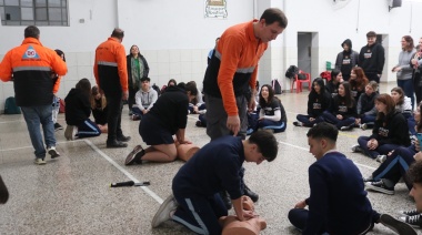 Más de 130 chicos de Lanús participaron del primer taller de técnicas de autoprotección