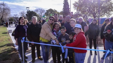 Mayra Mendoza inaguró la puesta en valor integral de la Plaza Lourdes en Quilmes Oeste