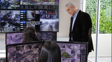 El Intendente Ferraresi inauguró un nuevo Centro de Monitoreo en Wilde