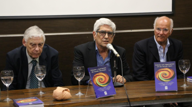 Se presentó el libro Anatomía y organización del corazón helicoidal