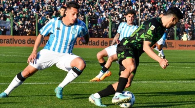 Racing perdió con Sarmiento y no pudo subir a lo más alto de la tabla de la Liga