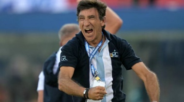 Gustavo Costas: el técnico de Racing que volvió a poner a su club en la cima internacional