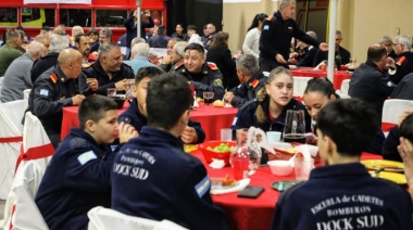 Los Bomberos Voluntarios de Dock Sud celebraron 40 años de servicio