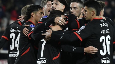 Independiente goleó 7 a 0 a Nacional Potosí y se metió en octavos