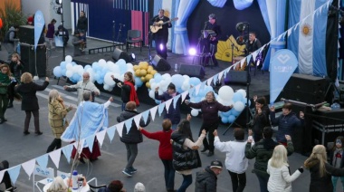 Lanús Gobierno celebra el Día de la Independencia con una gran Peña en el Centro Cultural Leonardo Favio
