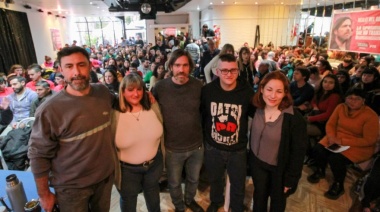 Del Caño recorrió Lanús y participó de un acto en Avellaneda con jóvenes y trabajadores