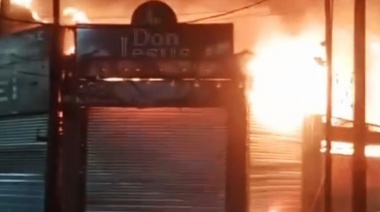 Un incendio arrasó con la parrilla “Don Jesús” en Sarandí