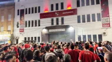 Protesta en Avellaneda y comunicado oficial por el cambio de sponsor en Independiente