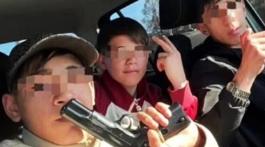 Desbaratan en Avellaneda una banda de adolescentes que robaba autos a mano armada