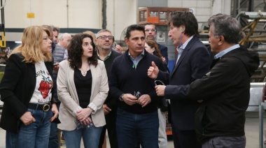 El ministro de Transporte bonaerense visitó la empresa Italbus en Avellaneda