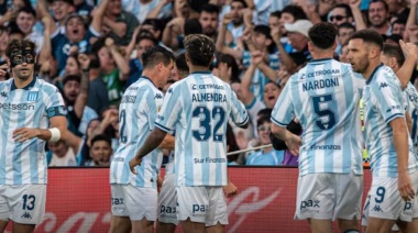 Racing le ganó 3-2 a River y clasificó a los cuartos final del Torneo Clausura