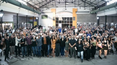 Los Institutos de Enseñanza Artística de Avellaneda celebraron a sus egresados