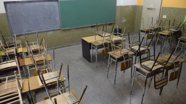 Docentes y estatales profundizan el reclamo salarial mientras continúa la negociación con la Provincia