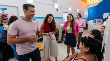 Julián Álvarez recorrió una nueva jornada de salud para infancia en la unidad sanitaria Dr. Nicolás Natiello en Monte Chingolo