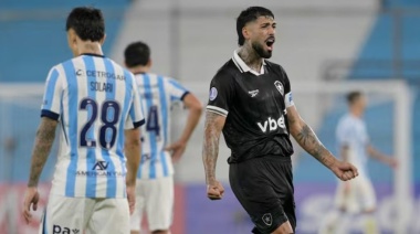 Racing pagó caro sus errores y perdió sobre la hora ante Botafogo