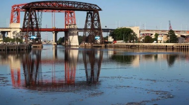 Alarma por el Riachuelo: un informe periodístico internacional advierte fuerte retroceso ambiental