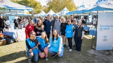 Julián Álvarez visitó la jornada integral de zoonosis en el Parque Central Las Colonias