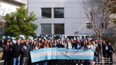 La Libertad Avanza Avellaneda realizó un "Cabildo Abierto" por el 25 de mayo