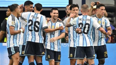 Con un doblete de Messi, Argentina venció a Austria y se clasificó a los 16avos de final