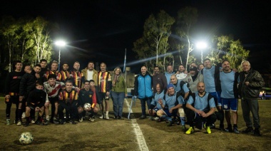 Lanús Gobierno inauguró la nueva iluminación de la cancha histórica del Club 1° de Mayo