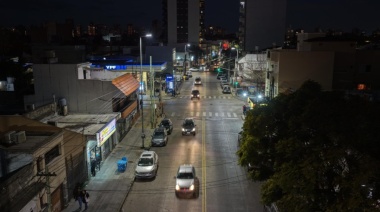 Lanús Gobierno sigue con las tareas de repotenciación de luminarias en diversas avenidas del distrito