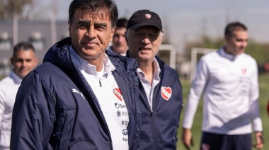Gustavo Quinteros fue despedido de Independiente