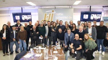 Magdalena Sierra se reunió con la comisión de la Unión Industrial de Avellaneda