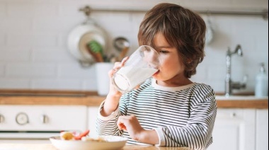 “Casi el 70% de los niños tiene una alimentación no del todo buena”: alertan sobre la falta de calcio y el impacto en sus huesos