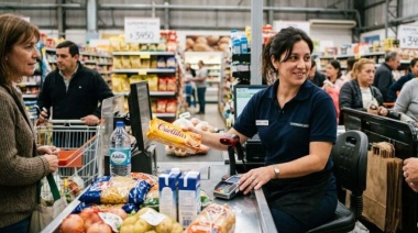 Empleados de Comercio acordaron un aumento salarial del 5,7% en tres tramos