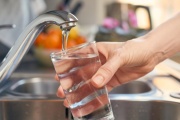 AySA realizará cortes de agua en Avellaneda y Lanús por obras de mejora