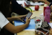 Buenos Aires se convierte en la tercera provincia en prohibir el uso de pantallas en escuelas primarias