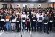 En su 174° aniversario, Avellaneda reconoció a vecinos destacados y otorgó becas a deportistas