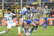 Racing perdió un partido caliente ante Central y volvió a explotar contra el arbitraje