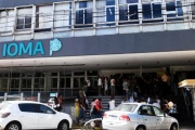 Crisis en IOMA: la oposición propone una comisión bicameral para auditar la obra social