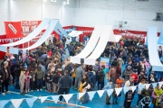 Emmanuel Santalla impulsó una multitudinaria jornada de intercambio de figuritas junto al Club Los Rojos de Gerli