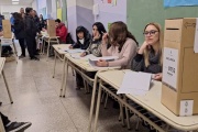 Una encuesta ubica al peronismo al frente de la intención de voto en Avellaneda