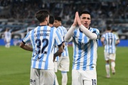 Racing le ganó 2-1 a Aldosivi y lo condenó al descenso en el Cilindro
