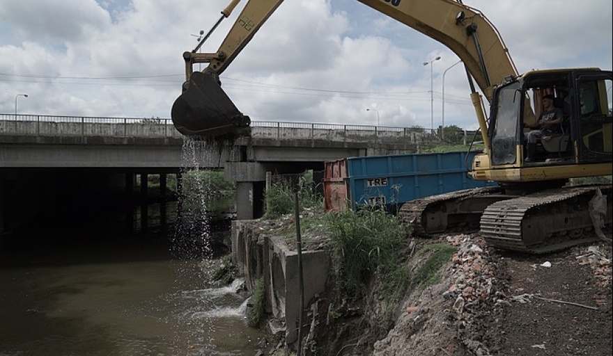 Acumar Riachuelo ACUMAR avanza en la limpieza de arroyos críticos de la Cuenca Matanza ...