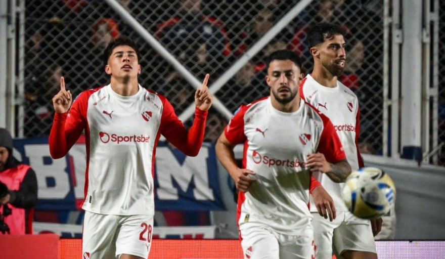 Independiente venció a San Lorenzo y jugará los playoffs del Torneo Apertura