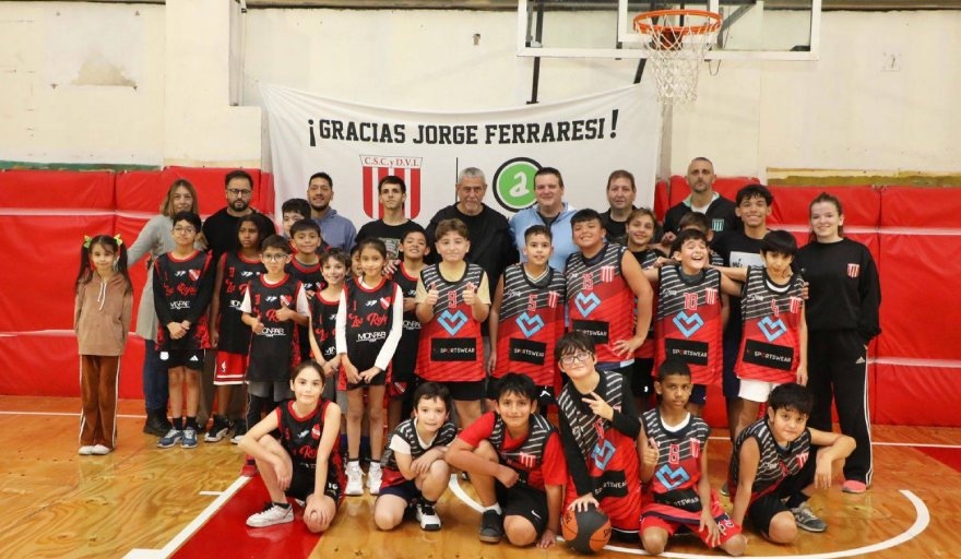 Ferraresi inauguró obras en el Club Villa Ideal de Gerli